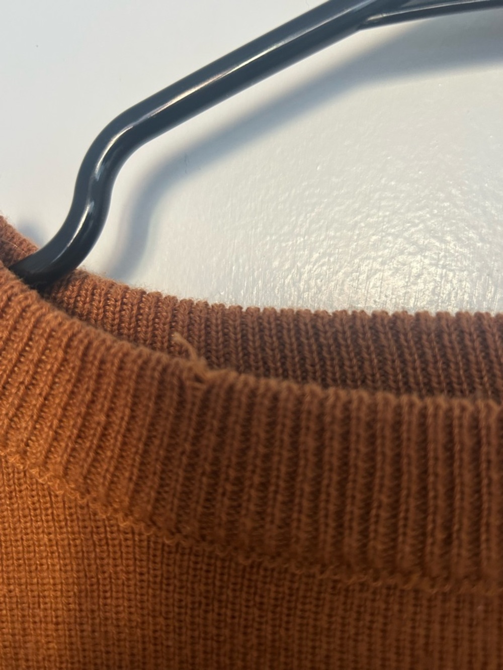 Rust Ruffle Sleeve Cropped Sweater - Picture 4 of 5